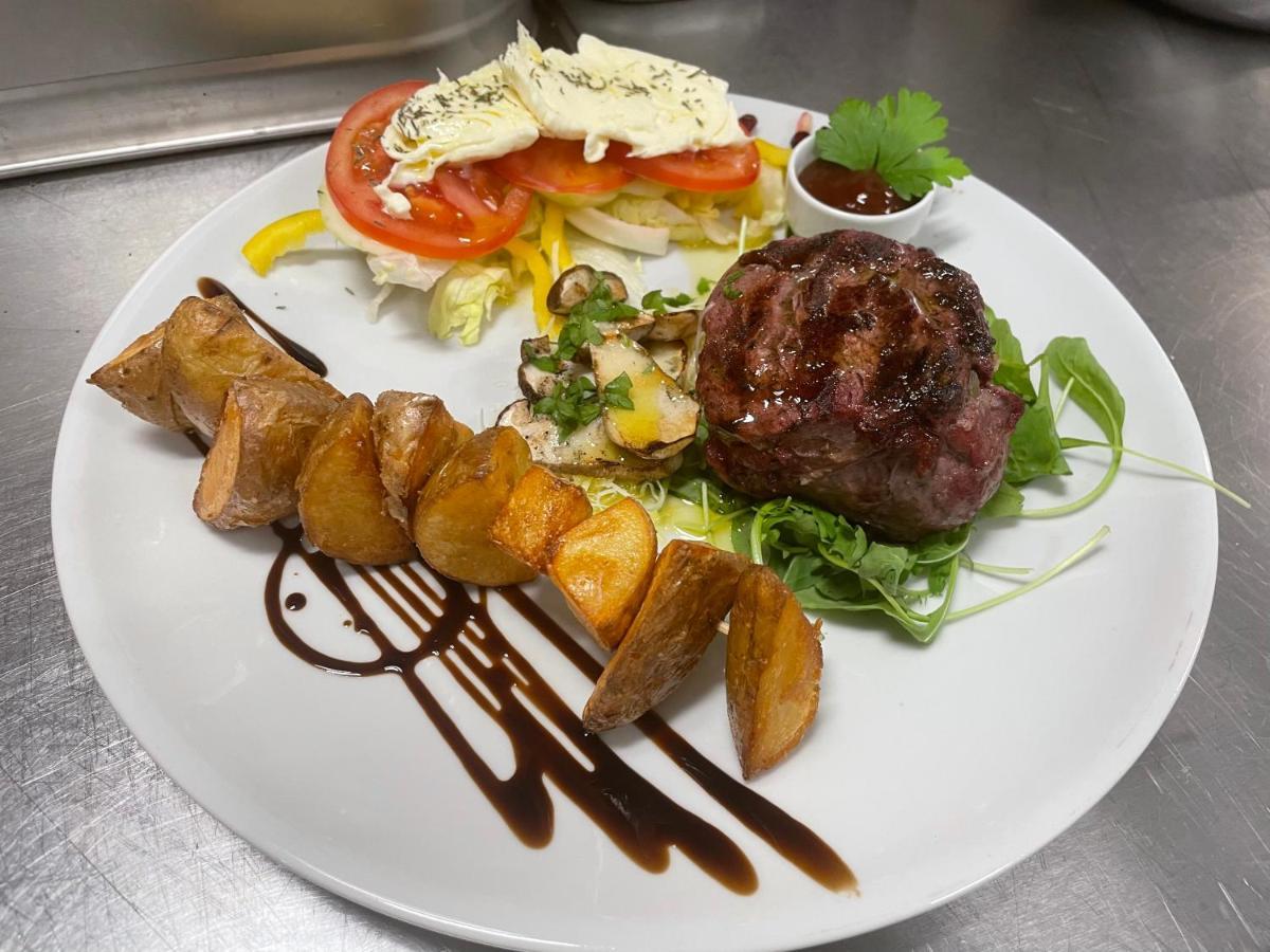 Madonca Rooms&Restaurant Nova Gorica Exterior foto