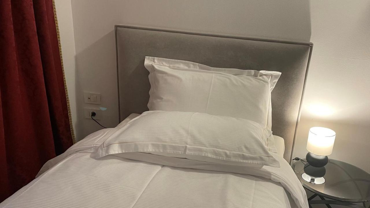 Madonca Rooms&Restaurant Nova Gorica Exterior foto