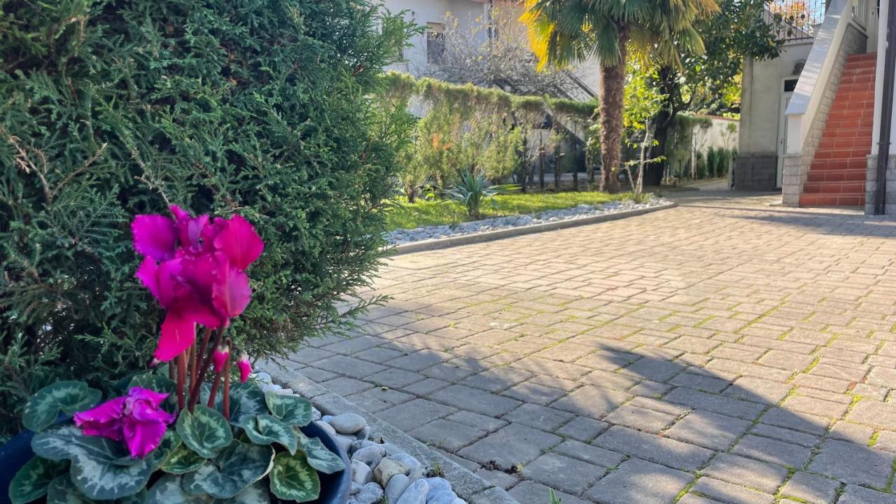 Madonca Rooms&Restaurant Nova Gorica Exterior foto